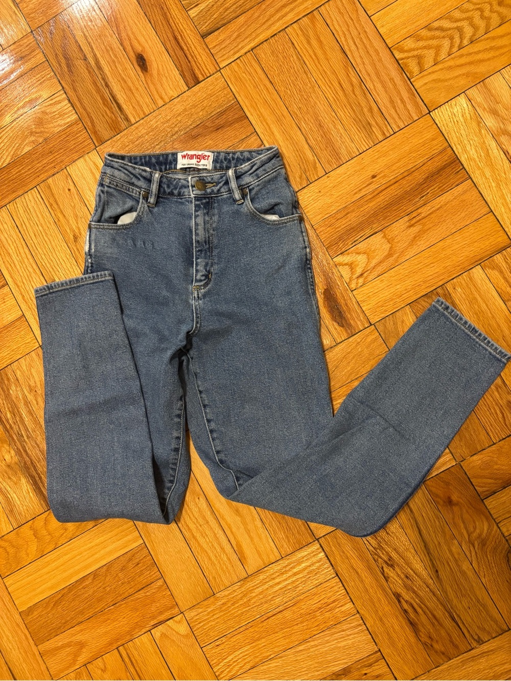 Wrangler x Urban Outfitters High-Rise Vintage Wash Blue Jeans